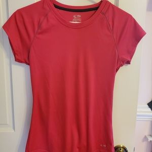Champion semi-fitted athletic shirt